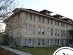 $250 / 6br - 6000ft² - LARGE comfortable historic building