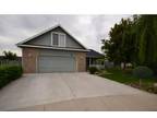 $ / 3br - 1770ft² - Very Attractive Cul-de-sac Location with 3bed2bath &Large