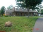 Log Cabin Rd/Troy/INCREDIBLE