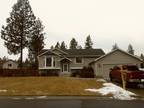 Immaculate and ready to move in!