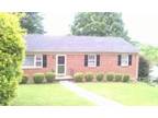 $1175 / 3br - Quiet Neighborhood (Staunton) 3br bedroom