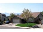 Beautiful 5 bedroom / 3 bathroom ~ E Medford ~ VIEWS!!!