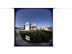 Sussex 517 Donaldson Avenue