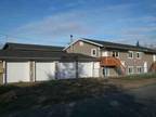 $950 / 2br - 2602 Gillam (Fairbanks) 2br bedroom