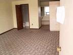 Large Studio APT,util. included Great Location available Aug1st (Brainerd)