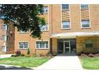 $625 / 1br - Lake View and CENTRAL AIR CONDITIONING at Alexander Apartments