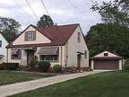 $ / 3br - Updated Wickliffe Bungalow Adjacent to Golf Course (Wickliffe -
