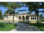 Beautiful Home in Upscale Neighborhood