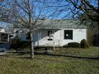 3 Bedroom, 1 bathroom Ranch in Beech Grove!