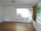 $950 / 3br - 1200ft² - Very nice home close to YVCC (18 Ave) 3br bedroom