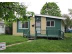 $650 / 3br - 3 BEDROOM! TAKE A LOOK! (1109 E. Hemphill Rd) 3br bedroom