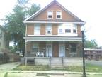 $525 3 Story- 3 Large bedrooms