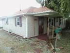 Residential, Bungalow - New Castle, IN