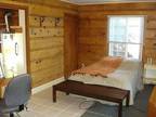 $975 / 850ft² - Studio For Rent in Redwood City