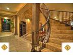 Great Central Location 5 bedroom, 5 bath