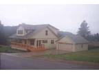 $1300 / 3br - Beautiful New House in Historic Umpqua Wine Country!