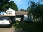 $ / 3br - 1780ft² - Spacious 3 Bedroom House (1103 South Orchard ) 3br bedroom