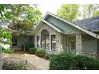 Great Location in Bella Vista!