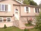 $130 / 3br - 2700ft² - Looking for Temporary Roommate (Worcester) 3br bedroom