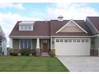 $1500 / 2br - Experience Macatawa Legends (Holland) 2br bedroom
