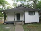 $695 / 3br - Very spacious 3/2 Home near the Loop, SEC 8 ok