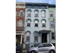$1100 / 2br - 1100ft² - Large 2 1/2 bedroom apt. for rent