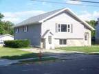 $350 / 1br - College Housing for Schoolyear (Whitewater, WI) (map) 1br bedroom