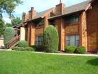 $900 / 2br - 950ft² - 2 Story, Attached 2 Car Garage (Aurora) (map) 2br bedroom