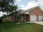 $750 / 3br - 1085ft² - 1800 A Aztec Trace - Available 5/17