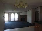 $775 / 4br - 4 Bedrooms, fenced lot, weekly rent available (Claremont) (map) 4br