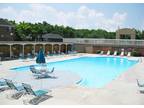 Charming 2 Bedroom with courtyard view! November move-ins save $1200!