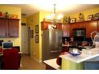 3br - 2100ft² - East-End Derby Rental Home (Louisville, KY) 3br bedroom