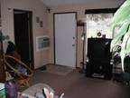 $595 / 1br - PNWU, Modest, in the best sense. Quiet and well maintained (Terrace