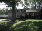 $1195 / 4br - ft² - Split Level Home, Great Southside Home (3215 S Bellhurst