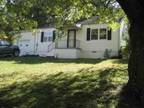$725 / 2br - Nice freshly painted House (Fairfax Heights - Chattanooga) 2br