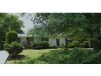 $950 / 3br - 1700ft² - 2 bath in great neighborhood (just south of 101st