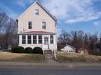 Exceptionally Well Kept Colonial!