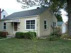 $450 / 2br - 800ft² - house for rent with garage (823 N. Indiana