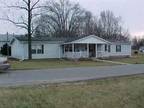$675 / 2br - ft² - **DUPLEX**UTILITIES INCLUDED**WASHER/DRYER*LARGE 2-BED WITH