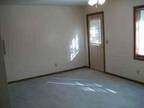 $585 / 2br - 2 Bdrm, 1.5 Bath Auburn Townhome (Auburn) (map) 2br bedroom