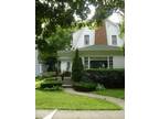 $1100 / 3br - Large Delavan House for rent (132 S. Main Street) 3br bedroom