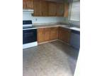 $750 / 3br - 6 room 3 bedroom 1/2 double (kingston) 3br bedroom