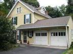$1750 / 4br - 2.5 BA Single Family Home (Loudonville) (map) 4br bedroom
