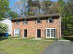 $1195 / 3br - 1170ft² - LARGE COMPLETELY RENOVATED TOWNHOUSE ONLY MINUTES FROM