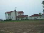 $750 / 3br - rural 2 story home 2 car garage (west champaign county) (map) 3br