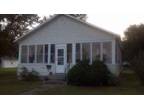 $525 / 2br - 1350ft² - Nice (2) Bedroom Home W/Garage (Herrin, IL.) 2br bedroom