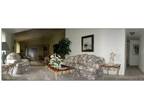 $685 / 2br - 902ft² - Middle Floor W/D, Garage Ready By Sept 11th or sooner