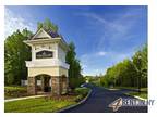 2 brs Apartment - Minutes from the Jersey Shore. Parking Available!