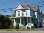 $850 / 2br - Two Level 2 Bdrm - 2 BATH (Troy East Side) (map) 2br bedroom
