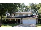 $1300 / 4br - Large Home in Well Established Neighborhood (Portage) 4br bedroom
